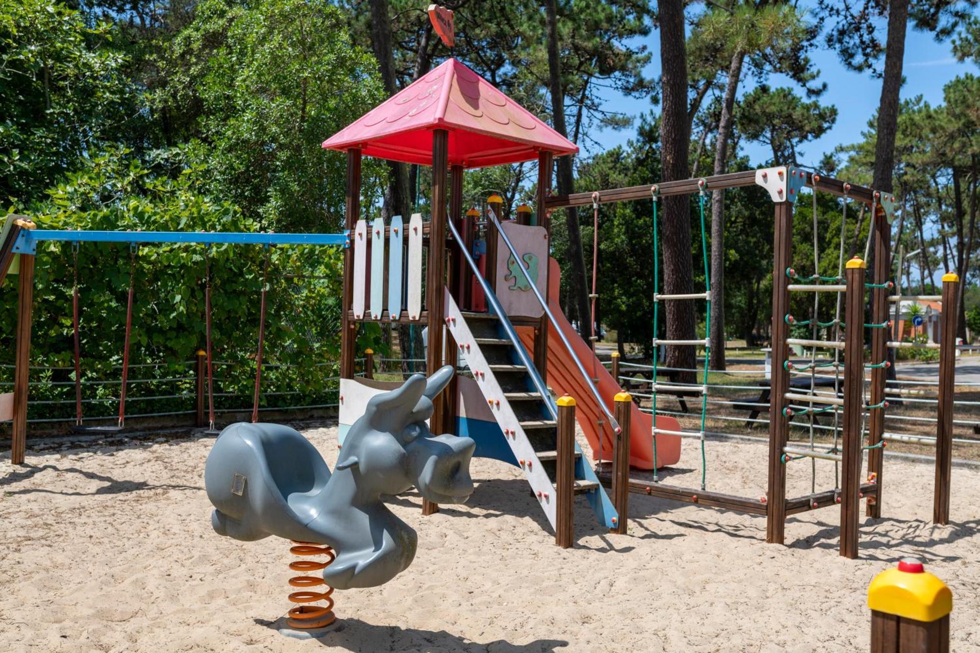 Parque De Campismo Orbitur Sao Jacinto Hotel Екстериор снимка